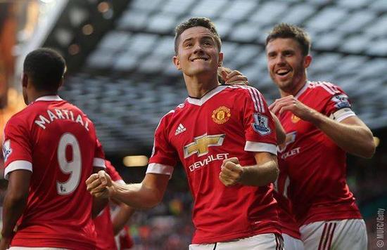 他们不仅需 他们不仅需