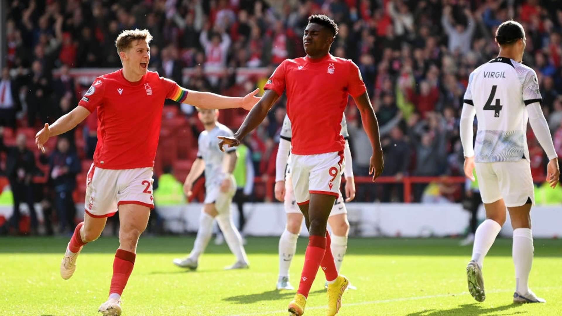 越了同龄的 越了同龄的